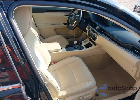 2013 Lexus Es 350 z USA, uszkodzony, nr VIN JTHBK1GG7D2077209